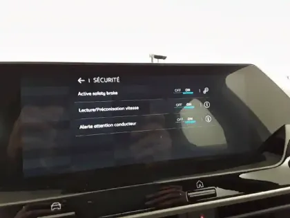 Photo 17 Citroën C4  PureTech 100 BVM6