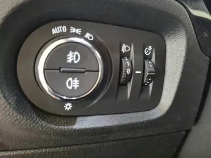 Photo 27 Opel Corsa  1.2 75 ch BVM5