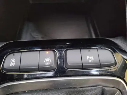 Photo 24 Opel Corsa  1.2 75 ch BVM5