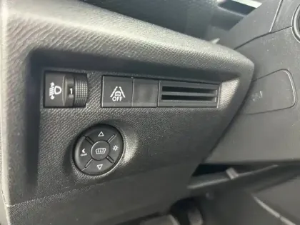 Photo 26 Citroën C4  PureTech 130 S&S EAT8