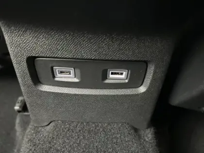 Photo 17 Citroën C4  PureTech 130 S&S EAT8