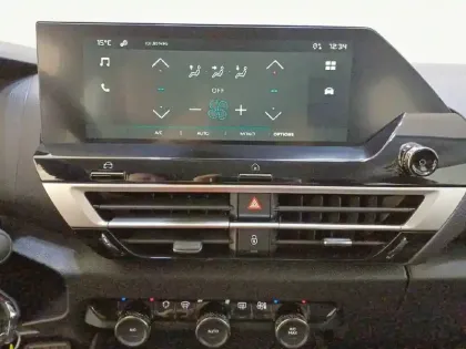 Photo 19 Citroën C4  Hybride 100 e-DCS6