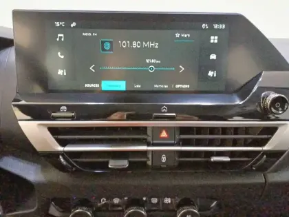 Photo 18 Citroën C4  Hybride 100 e-DCS6