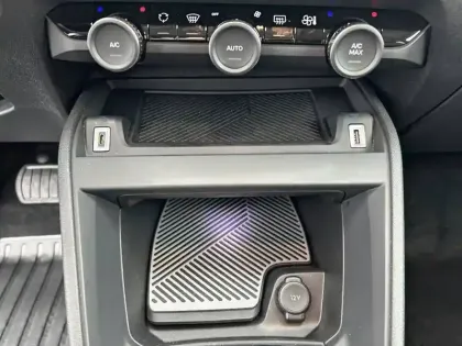 Photo 22 Citroën C4  X PureTech 130 S&S EAT8