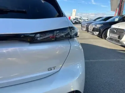 Photo 16 Peugeot 308  PureTech 130ch S&S EAT8