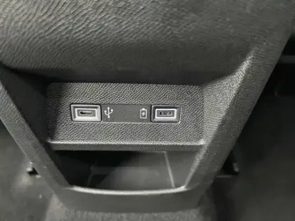 Photo 41 Peugeot 308  PureTech 130ch S&S EAT8