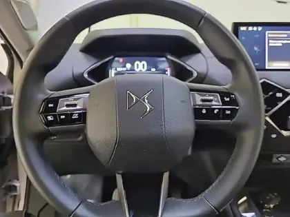 Photo 8 DS DS 3  PureTech 100 BVM6