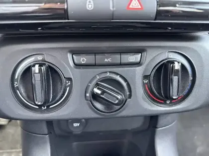 Photo 14 Citroën C3  PureTech 83 ch BVM5