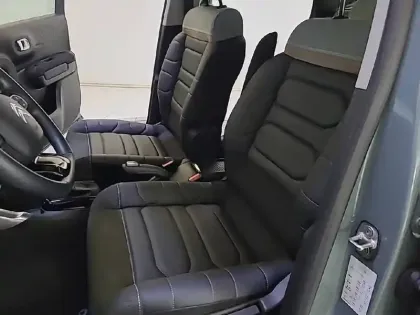 Photo 10 Citroën C3 Aircross  BlueHDi 120 S&S EAT6