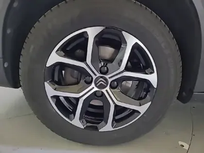 Photo 12 Citroën C3 Aircross  BlueHDi 120 S&S EAT6