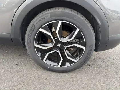 Photo 41 Citroën C4 e- 136 ch Automatique