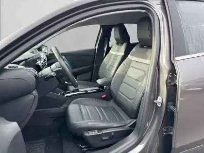 Photo 68 Citroën C4 e- 136 ch Automatique