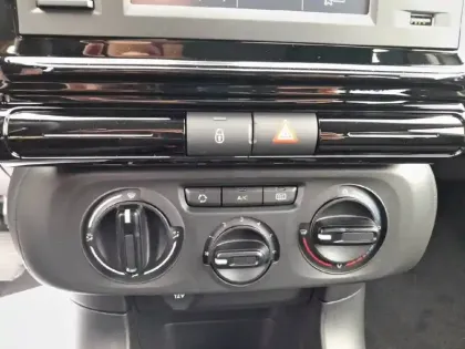 Photo 17 Citroën C3  PureTech 83 ch BVM5