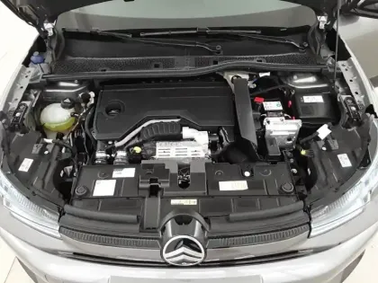 Photo 24 Citroën C4  Hybride 136 e-DCS6