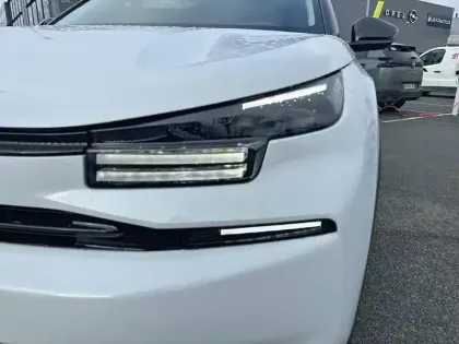 Photo 15 Citroën C4  Hybride 145 e-DCS6