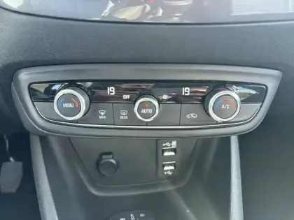 Photo 18 Opel Crossland  1.2 Turbo 130 ch BVM6