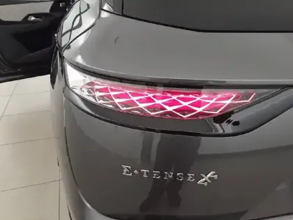 Photo 17 DS DS 7 DS7 Crossback Hybride E-Tense 300 EAT8 4x4