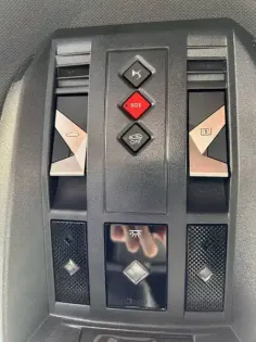 Photo 25 DS DS 7 DS7 Crossback Hybride E-Tense 300 EAT8 4x4