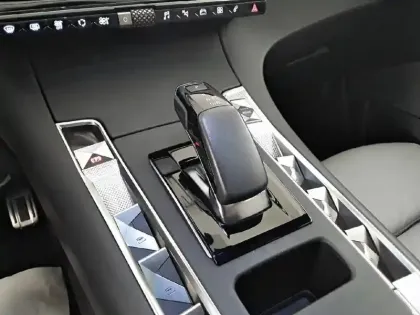 Photo 15 DS DS 7 DS7 Crossback Hybride E-Tense 300 EAT8 4x4