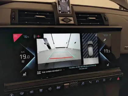 Photo 14 DS DS 7 DS7 Crossback Hybride E-Tense 300 EAT8 4x4