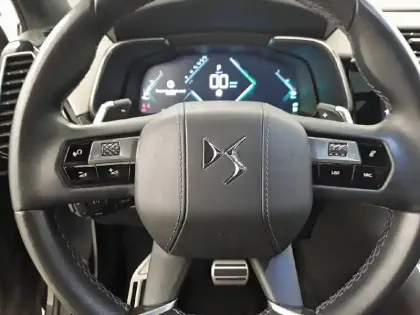 Photo 12 DS DS 7 DS7 Crossback Hybride E-Tense 300 EAT8 4x4