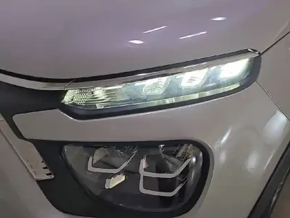 Photo 15 Citroën C3  PureTech 83 S&S BVM5