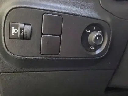 Photo 58 Citroën C3 Gén. III Ph2 C-Series 5