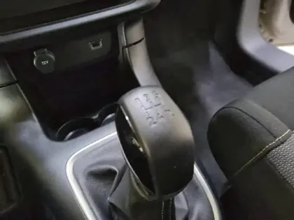 Photo 43 Citroën C3 Gén. III Ph2 C-Series 5