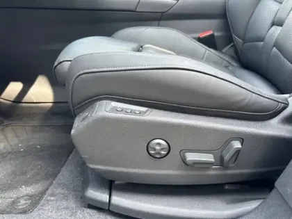 Photo 19 DS DS 7  Hybride Rechargeable E-Tense 360 EAT8 4x4