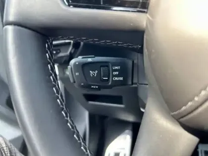 Photo 14 DS DS 7  Hybride Rechargeable E-Tense 360 EAT8 4x4