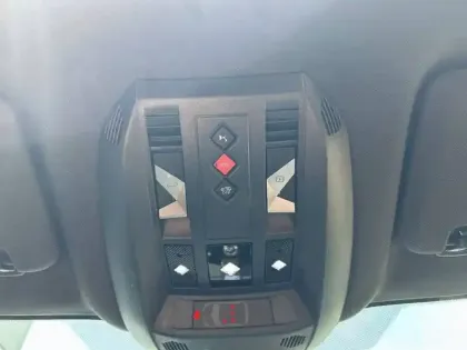 Photo 17 DS DS 7  Hybride Rechargeable E-Tense 360 EAT8 4x4