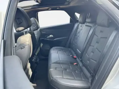 Photo 11 DS DS 7  Hybride Rechargeable E-Tense 360 EAT8 4x4