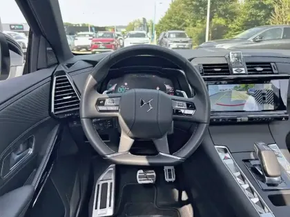 Photo 8 DS DS 7  Hybride Rechargeable E-Tense 360 EAT8 4x4