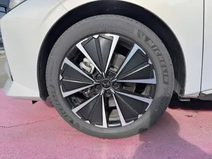 Photo 12 DS DS 4 N°4 E-Tense