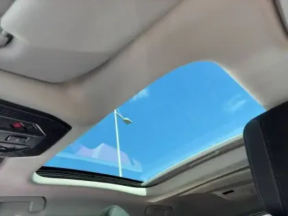 Photo 17 DS DS 4 N°4 E-Tense