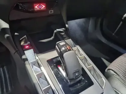 Photo 13 DS DS 3  Hybride 136 e-DCT6