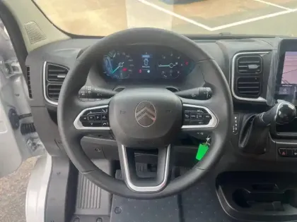 Photo 8 Citroën Jumper  FOURGON TOLE 35 L2H2 140 S&S BVA8