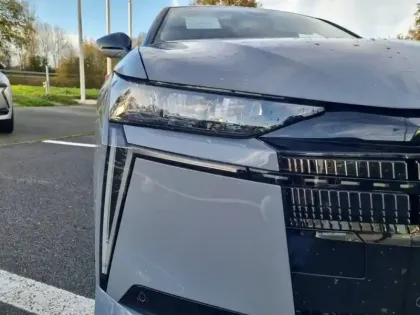 Photo 15 DS DS 4 N°4 Hybride 145 e-DCT6