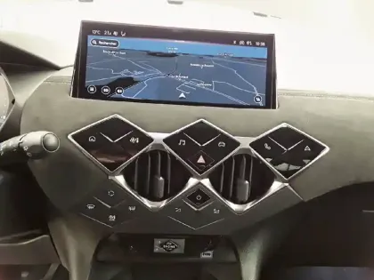 Photo 35 DS DS 3  PureTech 130 EAT8