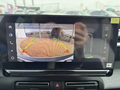 Photo 21 Citroën C3 Aircross  Hybride 145 e-DCS6