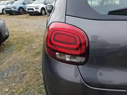 Photo 16 Citroën C3  BlueHDi 100 S&S BVM5