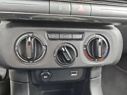 Photo 13 Citroën C3  BlueHDi 100 S&S BVM5