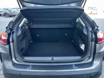 Photo 5 Citroën C4 e- 136 ch Automatique