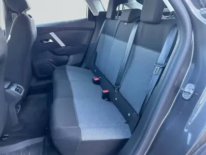 Photo 11 Citroën C4 e- 136 ch Automatique