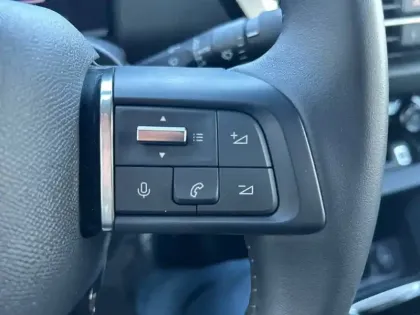 Photo 20 Citroën C4 e- 136 ch Automatique