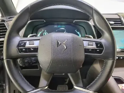 Photo 31 DS DS 7 DS7 Crossback Hybride E-Tense 225 EAT8