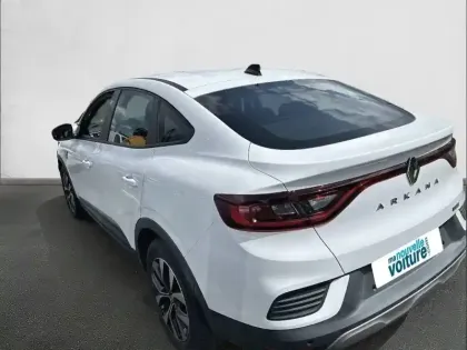 Photo 6 Renault Arkana  E-Tech 145