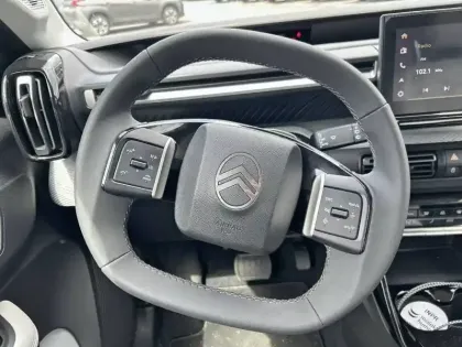 Photo 8 Citroën C3 Aircross e- 113 Automatique