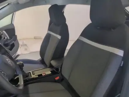 Photo 28 Citroën C4 Gén. III Ph1 NG YOU 5