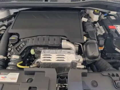 Photo 11 Citroën C4  PureTech 100 BVM6